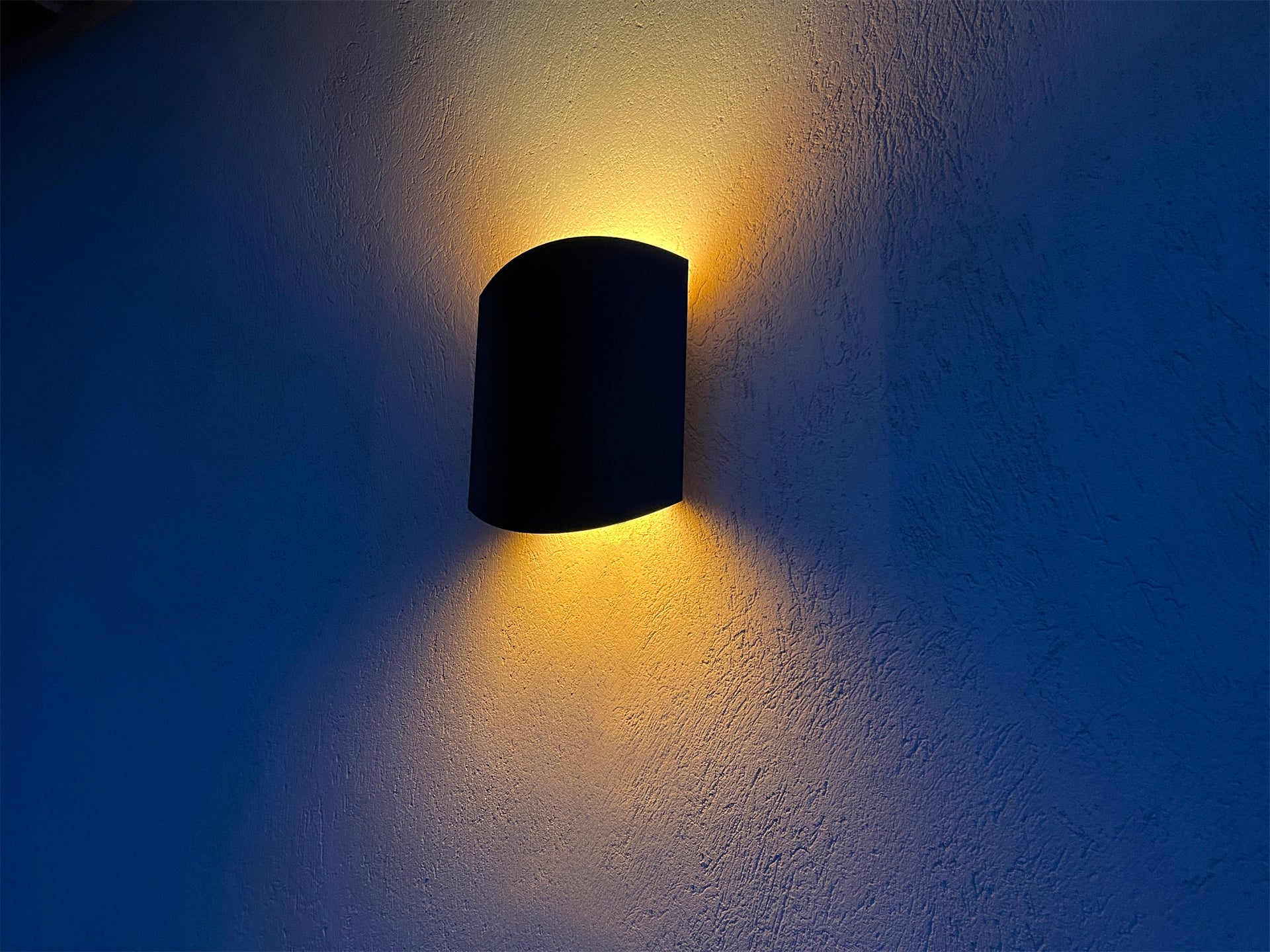 AP012 Wall Light