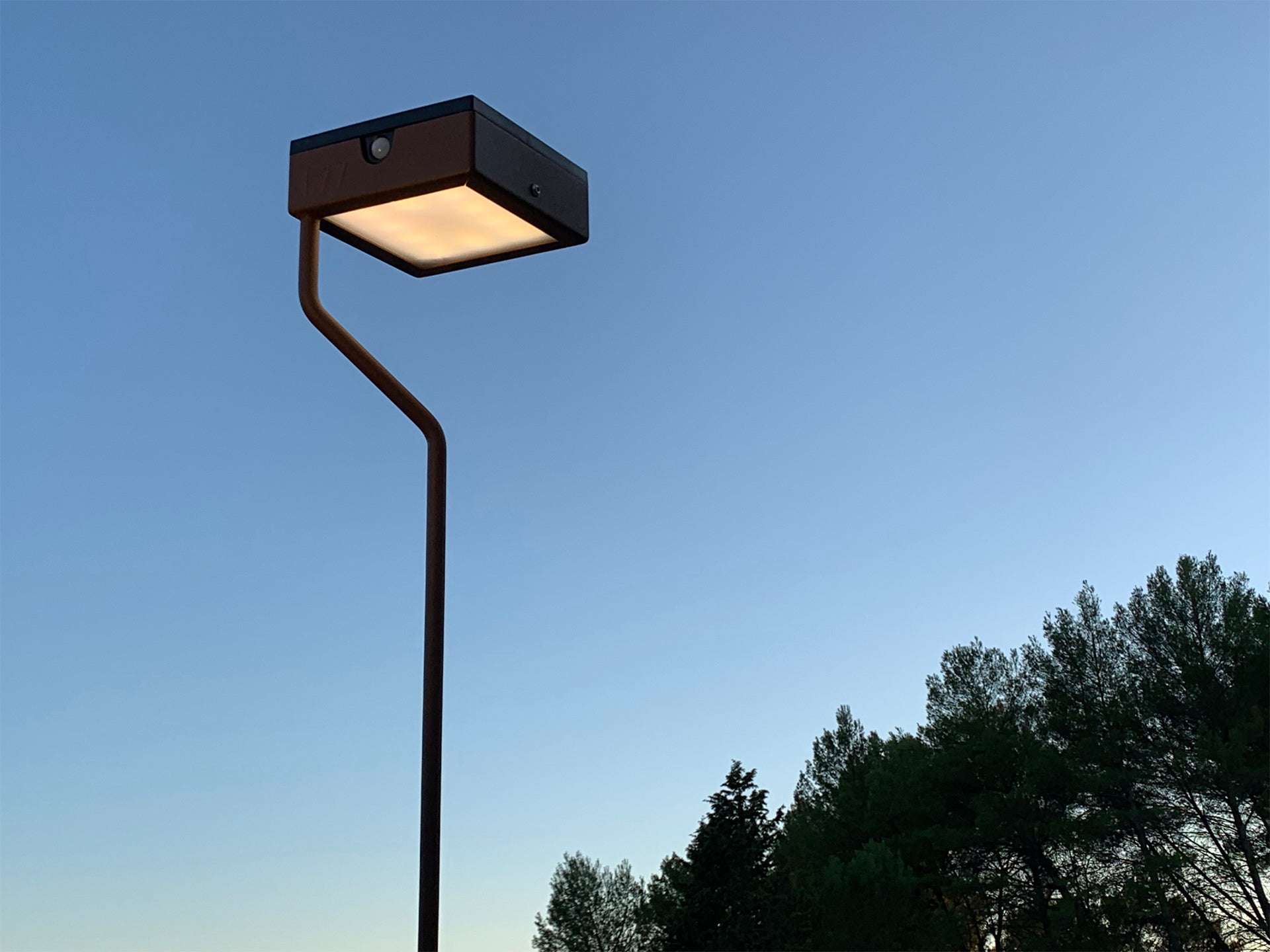 Solar wall light test