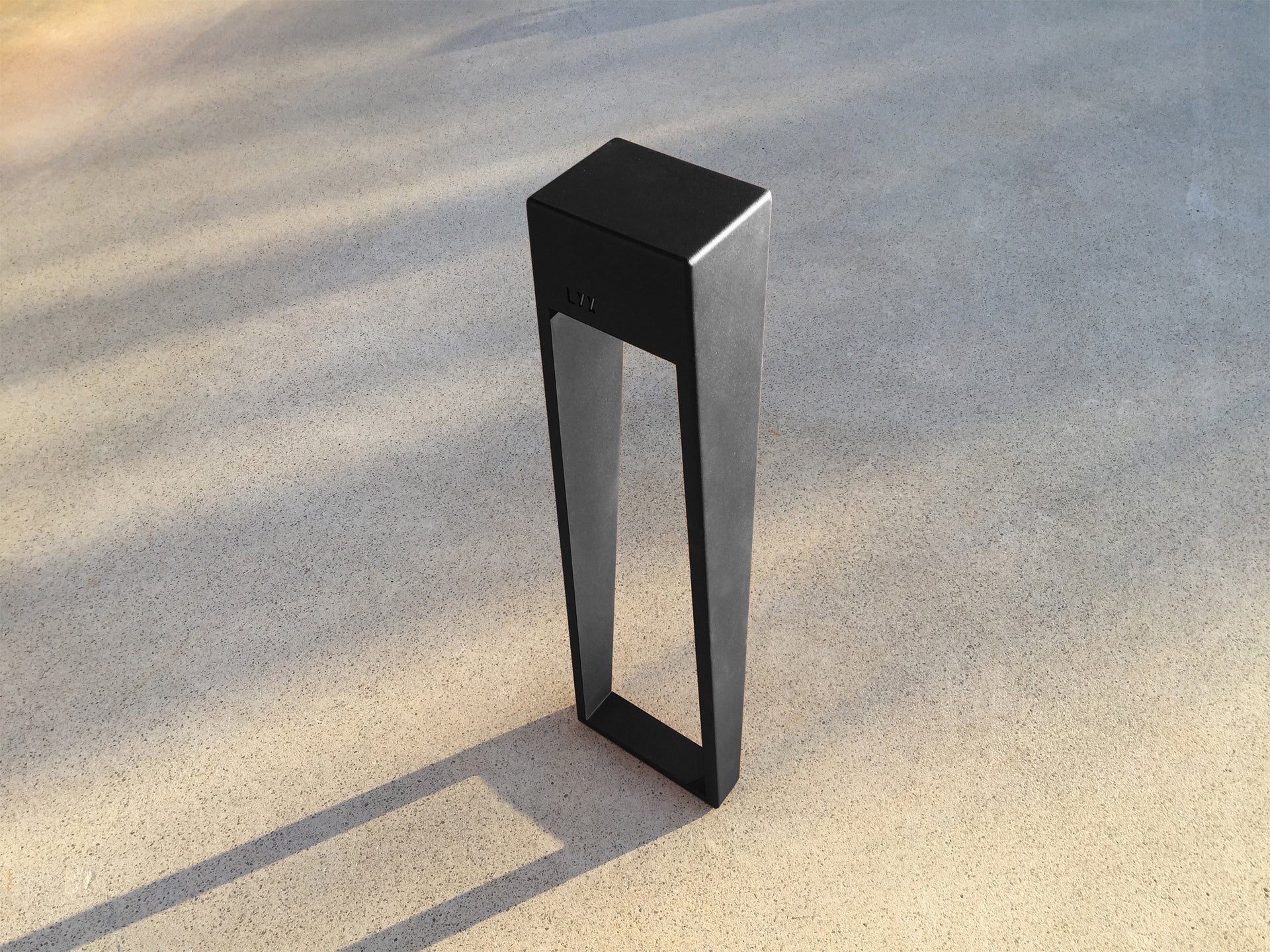 Solar wall light test