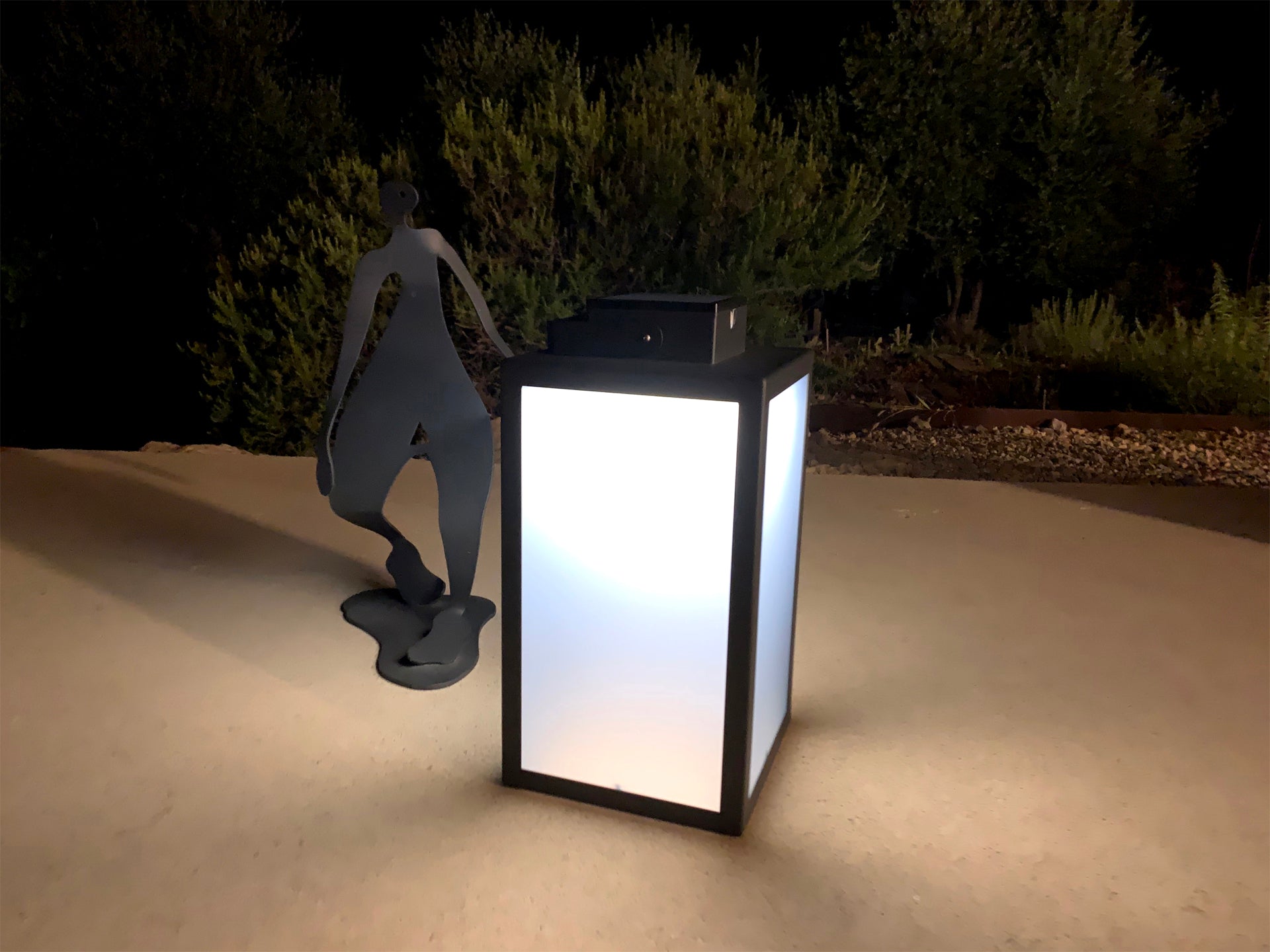 Solar wall light test