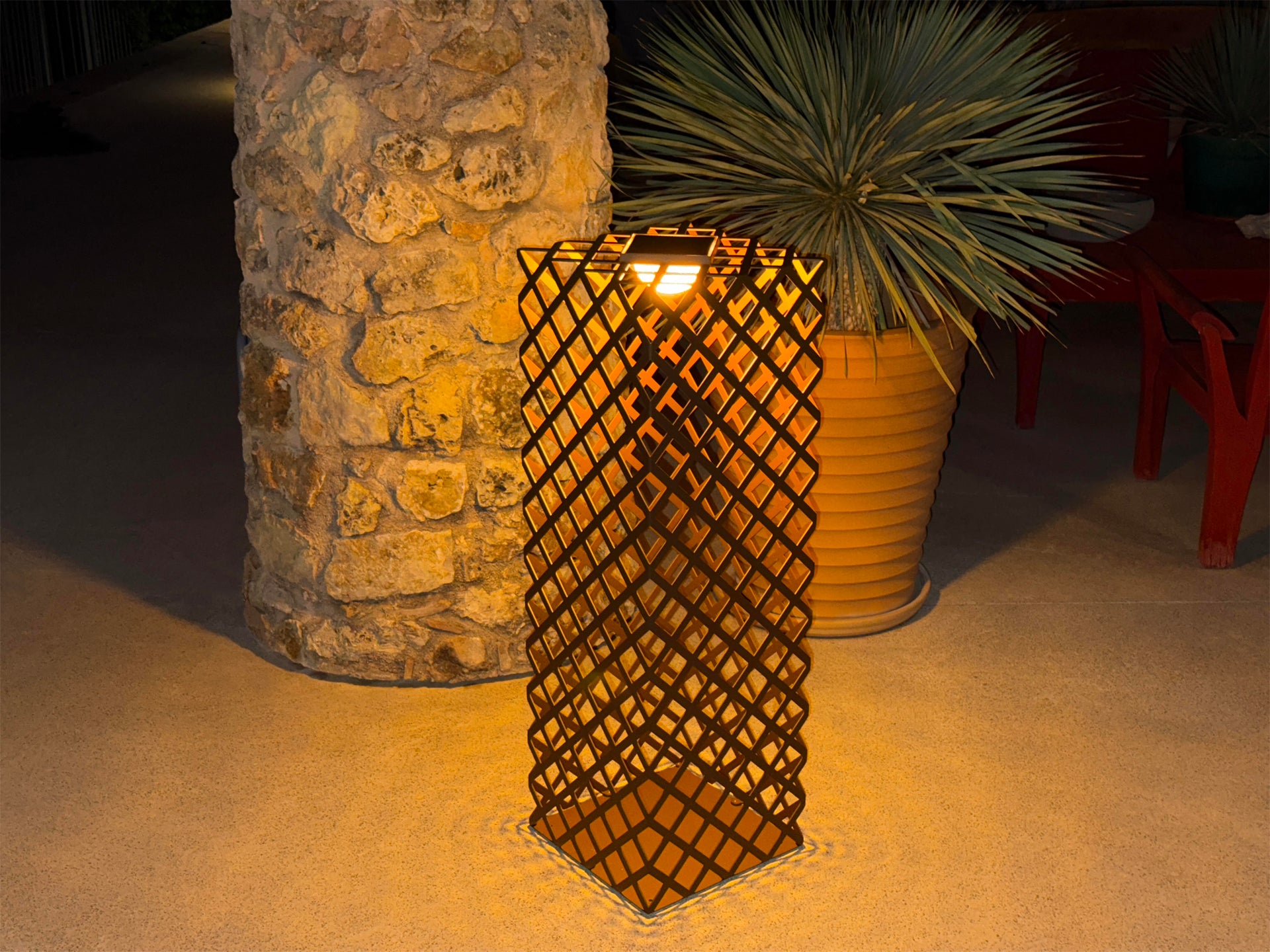 Lanterne solaire l'X-3