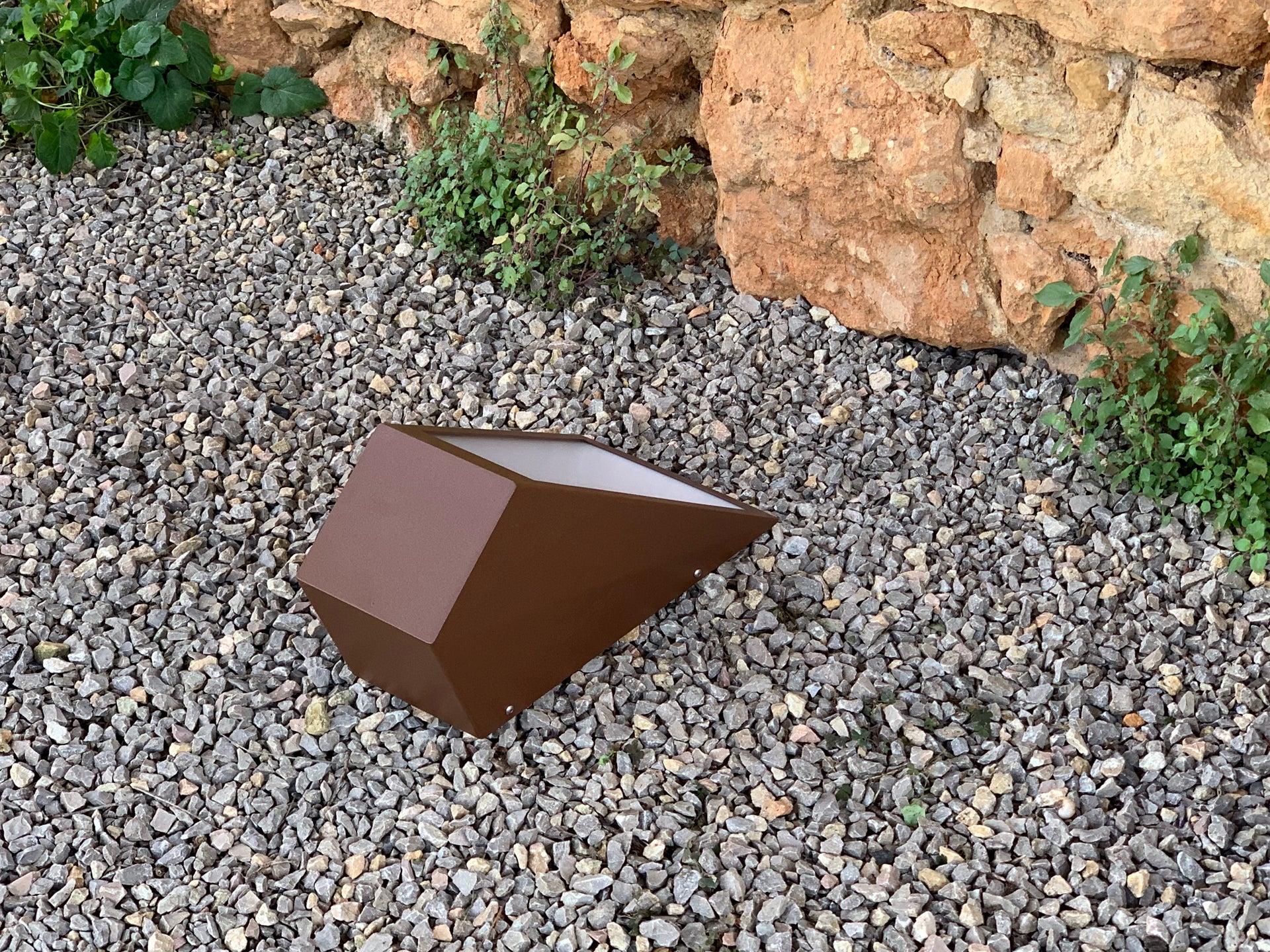 Solar wall light test